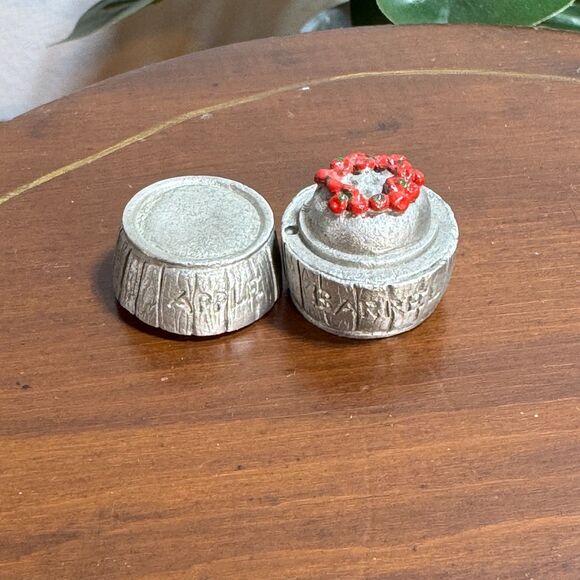 Apple Barrel Thimble Pewter Two Piece Vintage Made in England - Picture 3 of 5